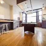 Modern In With Sauna Semesterbostad Hastiere-par-dela