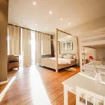 Modern In With Sauna