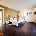Modern In With Sauna Holiday home *