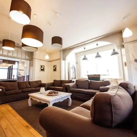 Modern In With Sauna