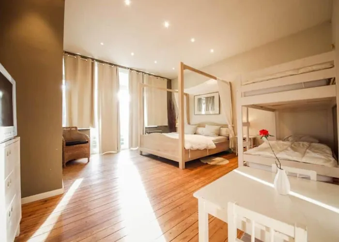 Modern In With Sauna