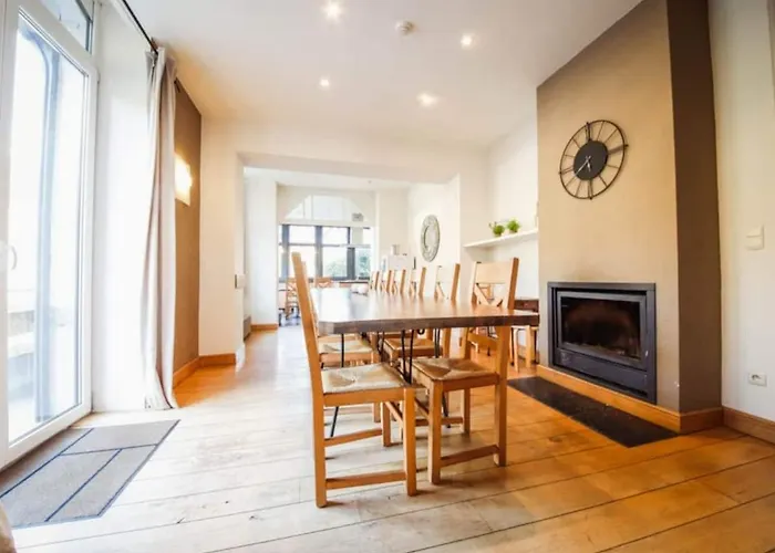 Modern In With Sauna Hastiere-par-dela