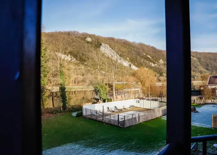 Modern In With Sauna *